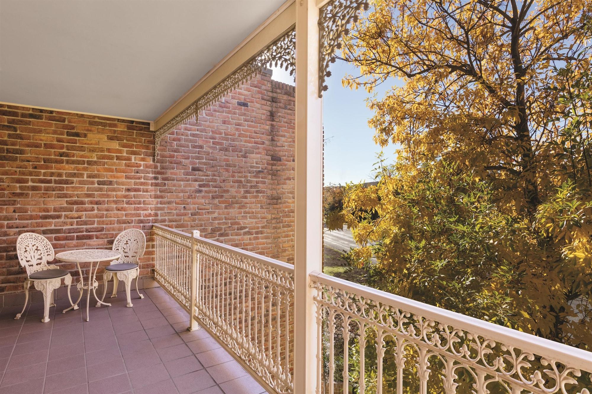 Adina Serviced Apartments Canberra Kingston Екстериор снимка